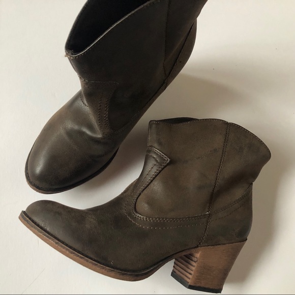 Rocket Dog Shoes - Rocket Dog brown Booties